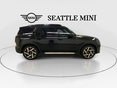 Used 2025 MINI Cooper Countryman SE w/ Comfort Package Max AWD/4WD image 11
