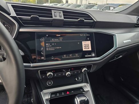 New 2025 Audi Q3 2.0T Premium image 27