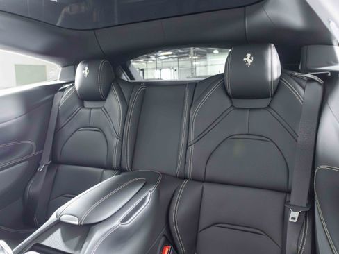 Used 2019 Ferrari GTC4Lusso image 34