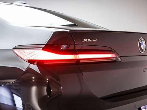 New 2026 BMW 760i xDrive AWD/4WD image 12
