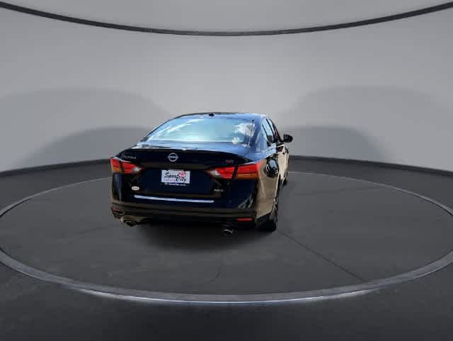Used 2023 Nissan Altima 2.5 SR AWD/4WD image 7