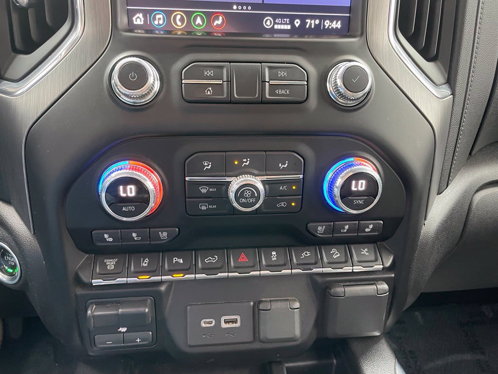 Used 2021 GMC Sierra 2500 Denali w/ Denali Ultimate Package AWD/4WD image 11