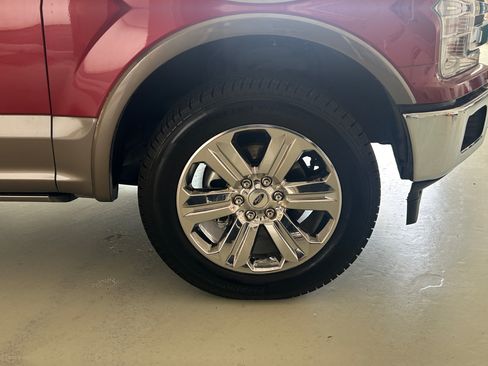 Certified 2019 Ford F150 Lariat w/ Equipment Group 502A Luxury AWD/4WD image 9