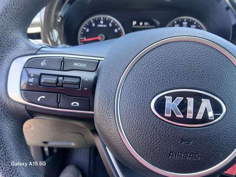 Used 2021 Kia K5 LX FWD image 28