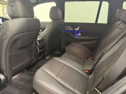Certified 2025 Mercedes-Benz GLS 450 4MATIC image 15