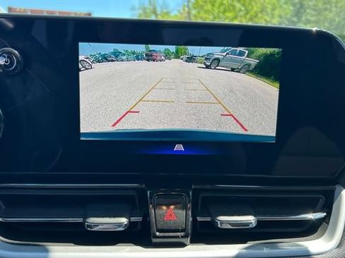 Certified 2024 Chevrolet TrailBlazer LT w/ LT Cold Weather Package AWD/4WD image 26