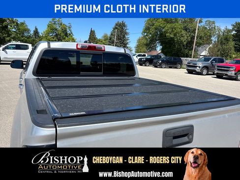 Used 2016 GMC Canyon SLE w/ All Terrain Package AWD/4WD image 5