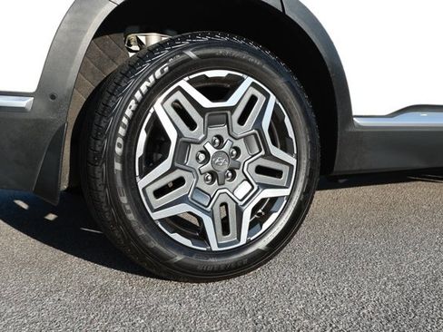 Used 2022 Hyundai Santa Fe Limited w/ Winter Weather Package FWD image 4