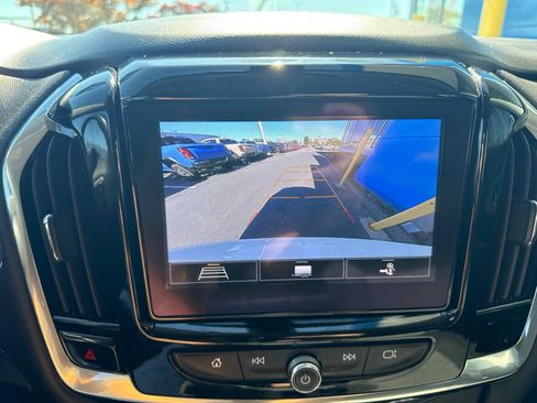 Used 2020 Chevrolet Traverse LT AWD/4WD image 26