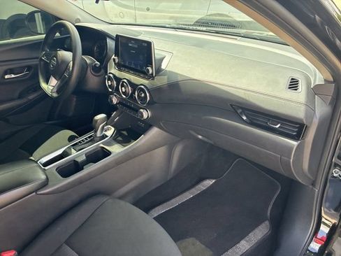 Used 2023 Nissan Sentra SV FWD image 12