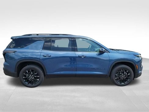 Used 2024 Chevrolet Traverse LT w/ Midnight/Sport Edition AWD/4WD image 22