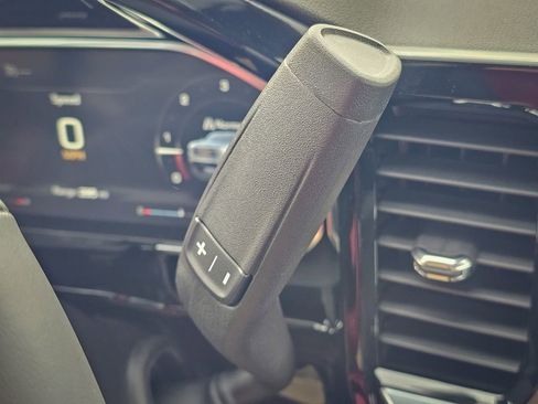 New 2026 GMC Sierra 1500 Elevation image 18