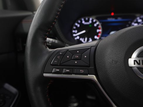 Used 2023 Nissan Sentra SR w/ SR Premium Package FWD image 24