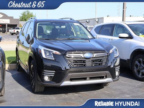 Used 2023 Subaru Forester Touring AWD/4WD image 3