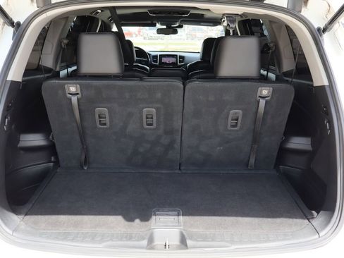 Used 2018 Honda Pilot Touring image 27