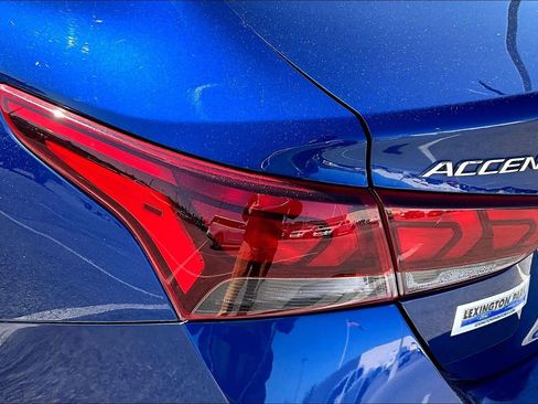 Used 2018 Hyundai Accent SE FWD image 23