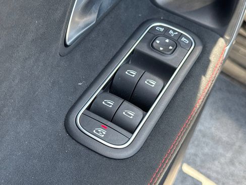 Used 2025 Mercedes-Benz CLA 250 image 16