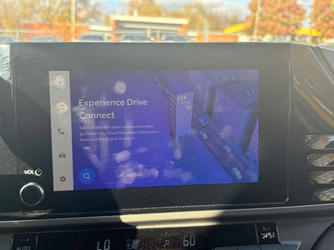 Used 2025 Toyota Camry LE image 21