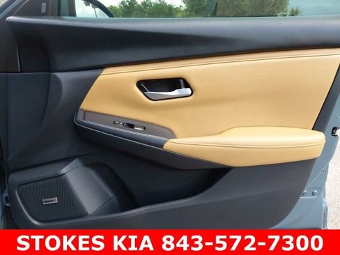 Used 2024 Nissan Sentra SV w/ SV Premium Package FWD image 26