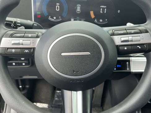 Used 2025 Hyundai Tucson SEL AWD/4WD image 19