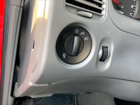 Used 2010 Ford Ranger XLT image 29