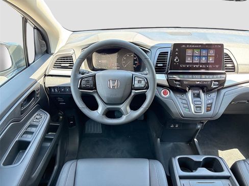 Certified 2026 Honda Odyssey EX-L image 26