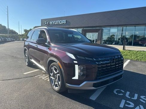 Used 2024 Hyundai Palisade Limited AWD/4WD image 9