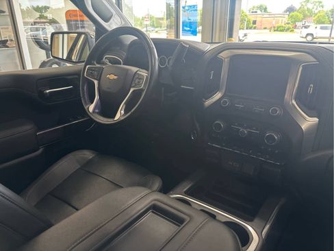 Used 2022 Chevrolet Silverado 1500 LTZ AWD/4WD image 11