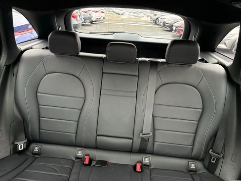 Used 2019 Mercedes-Benz GLC 300 4MATIC image 15