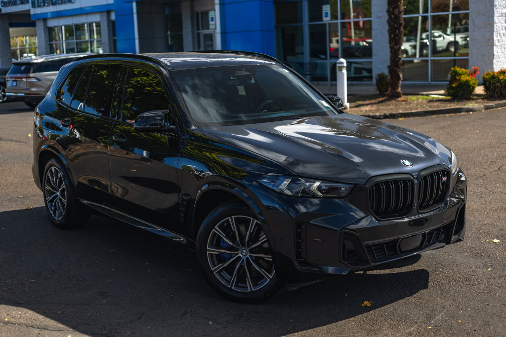 Used 2025 BMW X5 M60i AWD/4WD image 2
