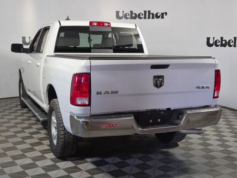 Used 2019 RAM 1500 Classic SLT w/ Luxury Group AWD/4WD image 5
