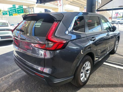 Used 2025 Honda CR-V LX image 8
