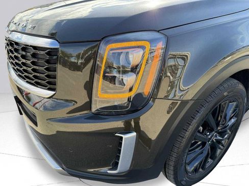 Used 2022 Kia Telluride SX image 12