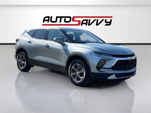 Used 2024 Chevrolet Blazer LT image 1