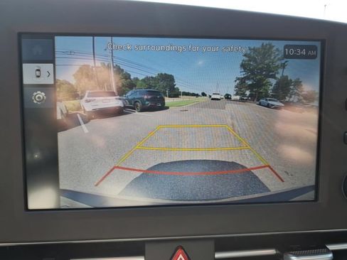 New 2026 Hyundai Elantra SE FWD image 24