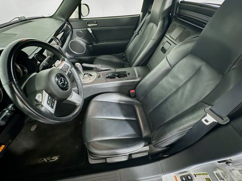 Used 2008 MAZDA MX-5 Miata Grand Touring w/ Appearance Pkg RWD image 13