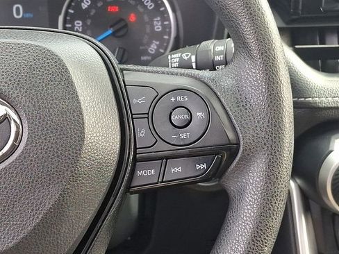 Used 2021 Toyota RAV4 XLE w/ Convenience Package AWD/4WD image 22