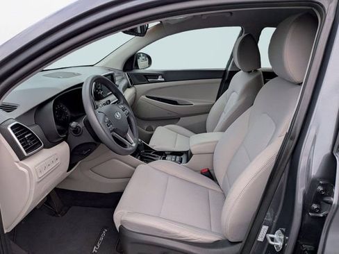 Used 2019 Hyundai Tucson Sport FWD image 19