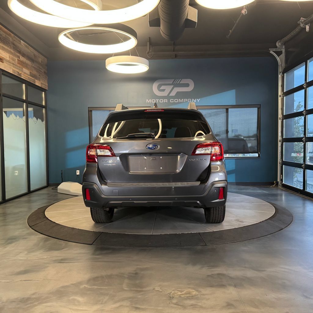 Used 2019 Subaru Outback 2.5i Limited AWD/4WD image 4