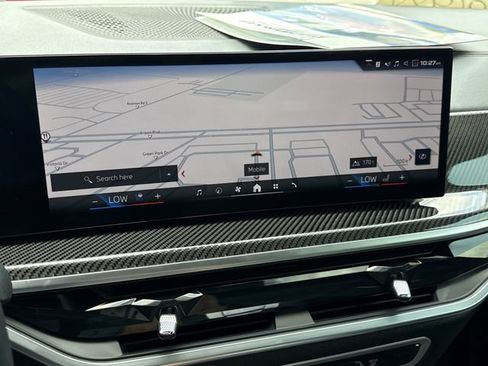 Used 2025 BMW X7 M60i AWD/4WD image 23