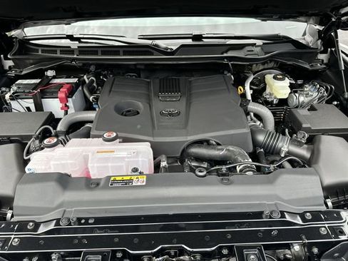 New 2026 Toyota Tundra SR5 AWD/4WD image 19