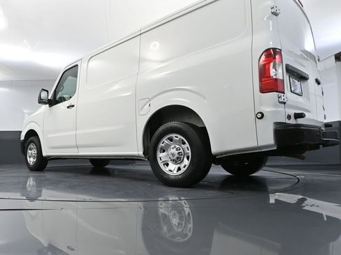 Used 2019 Nissan NV 2500 SV image 44