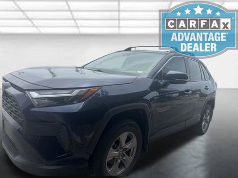 Used 2023 Toyota RAV4 XLE AWD/4WD image 2