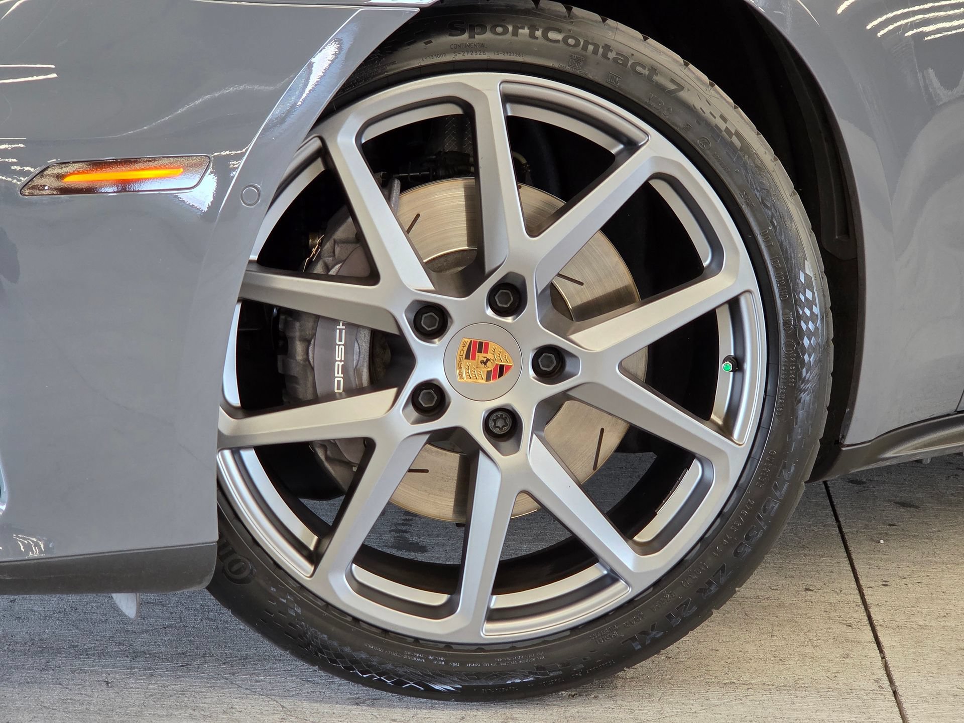 Certified 2025 Porsche Panamera image 26