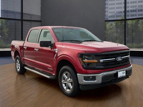 Used 2025 Ford F150 XLT w/ Equipment Group 301A Standard AWD/4WD image 10