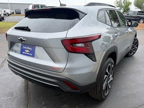 New 2026 Chevrolet Trax RS FWD image 14