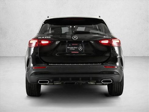 Certified 2026 Mercedes-Benz GLA 250 4MATIC image 7