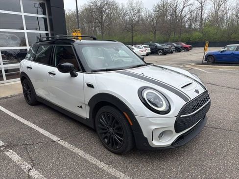 Certified 2024 MINI Cooper Clubman S AWD/4WD image 3