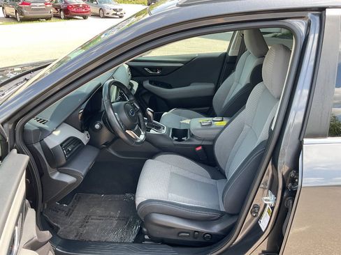 Used 2023 Subaru Outback Premium AWD/4WD image 13