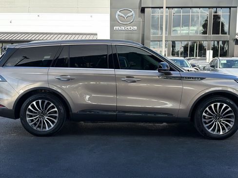 Used 2020 Lincoln Aviator Reserve w/ Equipment Group 201A RWD image 3